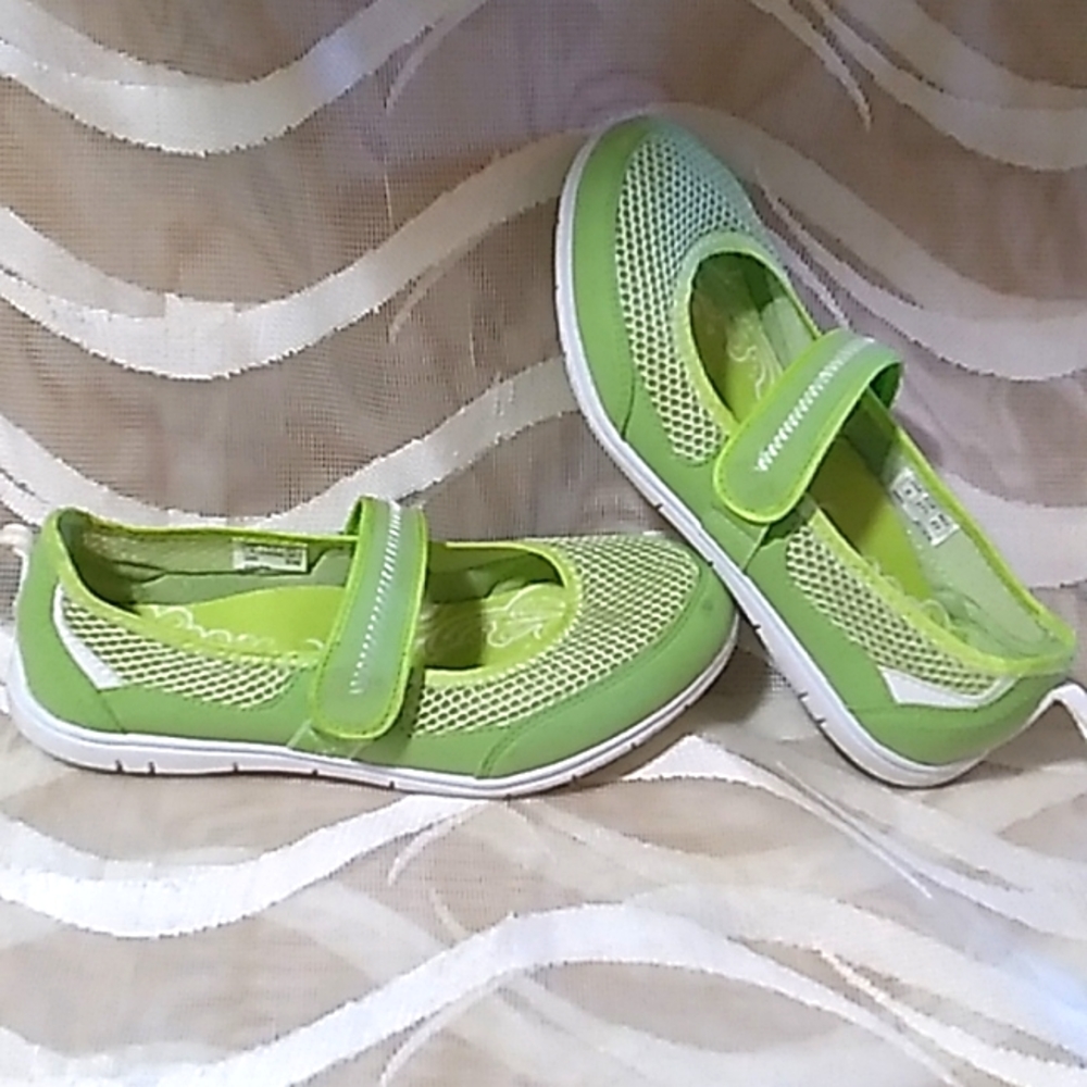 Danskin Now Slip-on Sandals